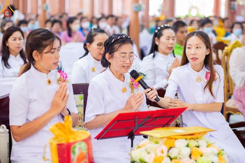 ภาพ No.164667:พิธีทอดกฐิน ณ วัดเวฬุวนาราม อ.ดำเนินสะดวก จ.ราชบุรี ในโครงการกฐินสามัคคีทั่วไทย 30,000 วัด บูชาธรรม 80 ปี หลวงพ่อธัมมชโย โดยคณะศิษยานุศิษย์วัดพระธรรมกาย วันที่ 19 ตุลาคม พ.ศ. 2567