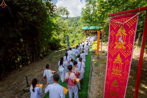 ภาพ No.258520:วันเสาร์ที่ 18 ตุลาคม พ.ศ. 2568 พิธีทอดกฐินสามัคคีเพื่อสร้างทุกสิ่ง ณ สำนักสงฆ์พุทธอุทยานพรรัตนะ อ.วังชิ้น จ.แพร่