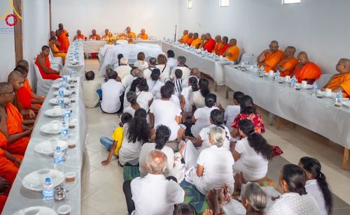 พระครูสมุห์สนิทวงศ์ วุฑฺฒิวํโส, ดร.  ผู้แทนวัดพระธรรมกาย ร่วมบุญถวายกฐิน ณ วัดกัลละปิติยะ มาตาเล ศรีลังกา Kathina Kalapitiya Matale SriLanka วันที่ 17 พฤศจิกายน พ.ศ. 2566