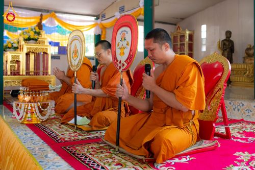 ภาพ No.178314:พิธีทอดกฐิน ณ วัดดอนหัน ต.โนนทองหลาง อ.บัวใหญ่ จ.นครราชสีมา ในโครงการทอดกฐินสามัคคีทั่วไทย 30,000 วัด บูชาธรรม 80 ปี หลวงพ่อธัมมชโย โดยคณะศิษยานุศิษย์วัดพระธรรมกาย วันที่ 8 พฤศจิกายน พ.ศ. 2567