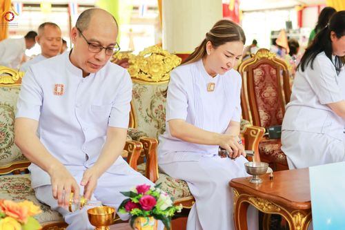 ภาพ No.170544:พิธีทอดกฐิน ณ วัดเสมาทอง ต.ถอนสมอ อ.ท่าช้าง จ.สิงห์บุรี ในโครงการกฐินสามัคคีทั่วไทย 30,000 วัด บูชาธรรม 80 ปี หลวงพ่อธัมมชโย โดยคณะศิษยานุศิษย์วัดพระธรรมกาย วันที่ 19 ตุลาคม พ.ศ. 2567