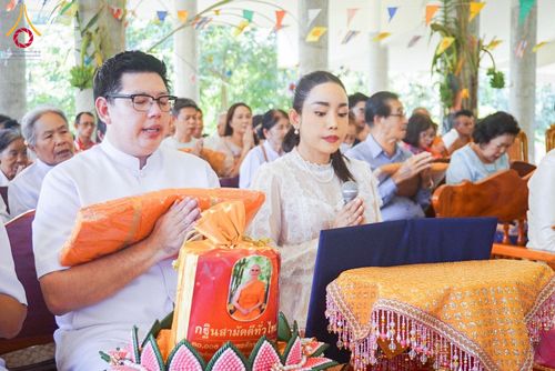 ภาพ No.168350:พิธีทอดกฐิน 4 วัด จ.ปราจีนบุรี โครงการกฐินสามัคคีทั่วไทย 30,000 วัด โดยคณะศิษยานุศิษย์วัดพระธรรมกาย บูชาธรรม 80 ปี หลวงพ่อธัมมชโย วันที่ 26-27 ตุลาคม พ.ศ. 2567