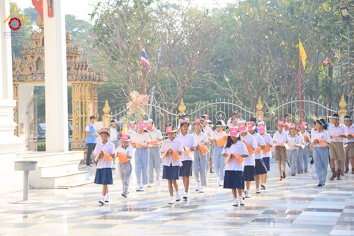 ภาพ No.199991:พิธีทอดผ้าป่าทำนุบำรุงศาสนสถาน ณ วัดบางไผ่นารถ ตำบลบางไทรป่า อำเภอบางเลน จังหวัดนครปฐม ในโครงการธรรมยาตรา กตัญญูบูชา มหาปูชนียาจารย์ พระมงคลเทพมุนี(สด จนฺทสโร) พระผู้ปราบมาร อนุสรณ์สถาน 7 แห่ง ปีที่ 13 วันที่ 22 มกราคม พ.ศ. 2568