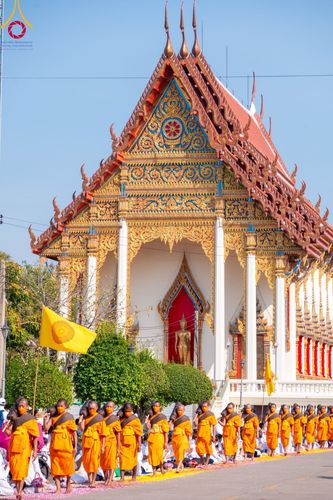 ภาพ No.107828:พิธีต้อนรับพระธรรมยาตรา ในโครงการธรรมยาตรากตัญญูบูชา มหาปูชนียาจารย์ พระมงคลเทพมุนี(สด จนฺทสโร) พระผู้ปราบมาร อนุสรณ์สถาน 7 แห่ง ปีที่ 12 วันที่ 7 มกราคม พ.ศ. 2567 ณ อนุสรณ์สถานคลองบางนางแท่น  อ.สามพราน จ.นครปฐม