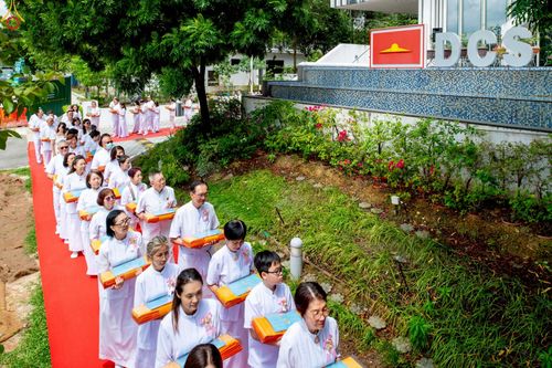 ภาพ No.254225:วันที่ 12 ตุลาคม พ.ศ. 2568 พิธีทอดกฐินสามัคคีวัดพระธรรมกายสิงคโปร์  新加坡法身寺功德衣法会 Dhammakaya Centre Singapore Kathina Ceremony  