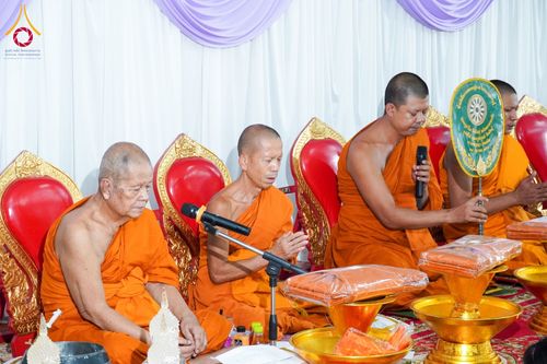 ภาพ No.170521:พิธีทอดกฐิน ณ วัดทองประดิษฐ์ จ.สุพรรณบุรี ในโครงการกฐินสามัคคีทั่วไทย 30,000 วัด บูชาธรรม 80 ปี หลวงพ่อธัมมชโย โดยคณะศิษยานุศิษย์วัดพระธรรมกาย วันที่ 27 ตุลาคม พ.ศ. 2567