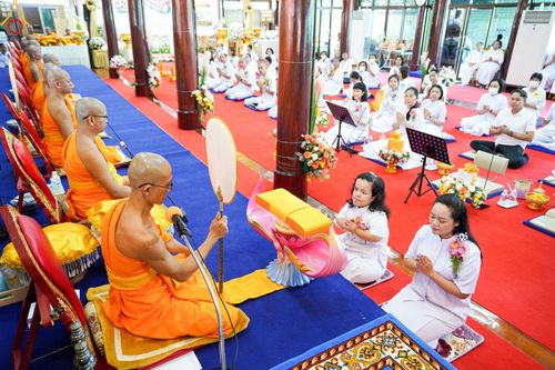 ภาพ No.93502:พิธีทอดกฐินสามัคคีทั่วไทย 5,000 วัด สร้างกุฏิที่พักสงฆ์ และอาคารปฎิบัติธรรม ณ วัดกลางธนรินทร์ ต.บ้านแป้ง อ.พรหมบุรี จ.สิงห์บุรี วันที่ 12 พฤศจิกายน พ.ศ. 2566