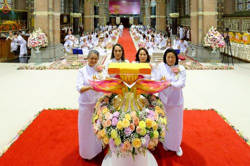 ภาพ No.271357:วันอาทิตย์ที่ 26 ตุลาคม พ.ศ. 2568 พิธีทอดกฐินสามัคคีวัดพระธรรมกายเนเธอร์แลนด์ กฐินเพื่อปฏิสังขรณ์ผนังรอบโบสถ์ อายุกว่า 135 ปี