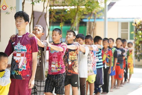 ภาพ No.61790:โครงการบรรพชาสามเณร เพื่อฟื้นฟูพระพุทธศาสนาทั่วไทย ณ ศูนย์อบรมที่พักสงฆ์บ้านร่มเย็น จ.นราธิวาส วันที่ 1 เมษายน พ.ศ. 2567