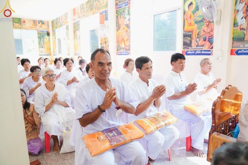 ภาพ No.165535:พิธีทอดกฐิน ณ วัดโพธิ์ชุม จ.เลย ในโครงการกฐินสามัคคีทั่วไทย 30,000 วัด บูชาธรรม 80 ปี หลวงพ่อธัมมชโย โดยคณะศิษยานุศิษย์วัดพระธรรมกาย วันที่ 21 ตุลาคม พ.ศ. 2567