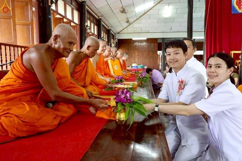 ภาพ No.265184:วันที่ 12 ตุลาคม พ.ศ. 2568 พิธีทอดกฐินสามัคคีทั่วไทย ณ วัดบางสะแก ต.บางสะแก อ.บางคนที จ.สมุทรสงคราม โดยคณะศิษยานุศิษย์ บูชาธรรม 81 ปี หลวงพ่อธัมมชโย