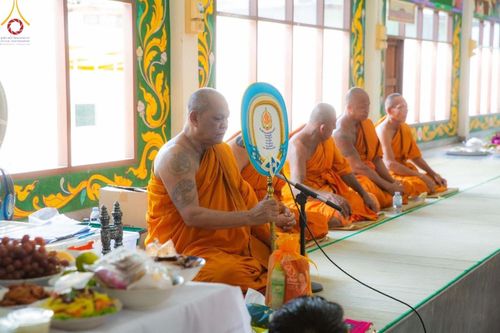 ภาพ No.171103:พิธีทอดกฐิน ณ วัดหอมศีล อ.บางบ่อ สมุทรปราการ ในโครงการกฐินสามัคคีทั่วไทย 30,000 วัด บูชาธรรม 80 ปี หลวงพ่อธัมมชโย โดยคณะศิษยานุศิษย์วัดพระธรรมกาย วันที่ 27 ตุลาคม พ.ศ. 2567