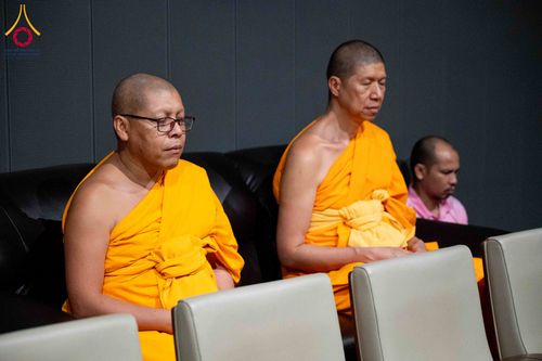 ภาพ No.340108:วันที่ 21 กรกฎาคม พ.ศ. 2569 เอกอัครราชทูตศรีลังกาประจำประเทศไทย เยี่ยมชมวัดพระธรรมกาย กระชับความสัมพันธ์ทางศาสนา