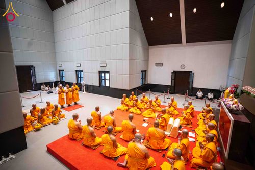 ภาพ No.298237:วันเสาร์ที่ 17 มกราคม พ.ศ. 2569 พิธีบรรพชาอุปสมบท โครงการอุปสมบทหมู่ บูชาธรรมครบ 117 ปี คุณยายอาจารย์มหารัตนอุบาสิกาจันทร์ ขนนกยูง  ณ อุโบสถพระไตรปิฎก วัดพระธรรมกาย