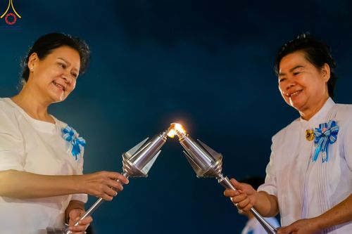 ภาพ No.160631:พิธีจุดประทีป 20,000 ดวง บูชาพระมหาธรรมกายเจดีย์ และบูชาพระมงคลเทพมุนี (สด จนฺทสโร) พระผู้ปราบมาร ณ ลานธรรม พระมหาธรรมกายเจดีย์ วัดพระธรรมกาย จ.ปทุมธานี วันที่ 10 ตุลาคม พ.ศ. 2567