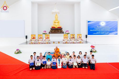 ภาพ No.152546:พิธียกฉัตรขาว 5 ชั้น กางกั้นถวายองค์พระประธาน อาคารปฏิบัติธรรมวัดสายสุวพรรณ ต.คลองสี่ อ.คลองหลวง จ.ปทุมธานี วันเสาร์ที่ 7 กันยายน พ.ศ. 2567