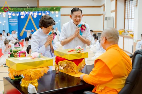 ภาพ No.221015:วันที่ 13 เมษายน พ.ศ. 2568 พิธีโปรยรัตนชาติปฐมเริ่มสถาปนาเจดีย์ และ พิธีเปิดหมู่บ้านปฏิบัติธรรม เพื่อการบรรลุธรรม ณ วัดป่าธรรมกายนานาชาติโทชิหงิ  ประเทศญี่ปุ่น