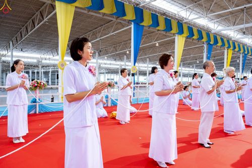 ภาพ No.234007:วันอาทิตย์ที่ 20 กรกฎาคม พ.ศ.2568 พิธีจุดเทียนใจ ไฟนิรันด์ อนันตชัย วัดพระธรรมกาย