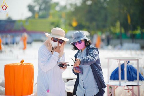 ภาพ No.203017:V.51 สารพัดV สารพัดดี ที่คลองบางนางแท่น ในโครงการธรรมยาตรา กตัญญูบูชา มหาปูชนียาจารย์ พระมงคลเทพมุนี(สด จนฺทสโร) พระผู้ปราบมาร อนุสรณ์สถาน 7 แห่ง ปีที่ 13 ระหว่างวันที่ 2-31 มกราคม พ.ศ. 2568