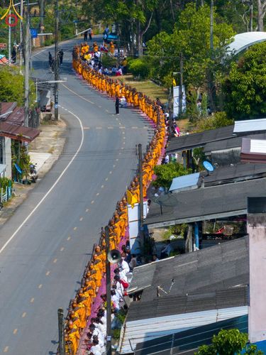 ภาพ No.129052:พระธรรมยาตราเดินธรรมยาตรา ณ ชุมชนรอบศูนย์ปฏิบัติธรรมภาคใต้ อ.บางกล่ำ จ.สงขลา วันที่ 10 มีนาคม พ.ศ. 2567