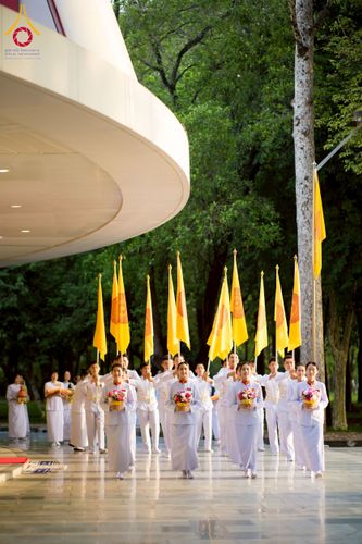 ภาพ No.244584:วันเสาร์ที่ 6 กันยายน พ.ศ. 2568 พิธีเวียนประทักษิณ และวันทาสีมาของนาคธรรมทายาท โครงการอุปสมบทหมู่บูชาธรรมครบรอบ 108 ปี วันครูผู้ค้นพบวิชชาธรรมกาย ณ โบสถ์พระไตรปิฎก วัดพระธรรมกาย