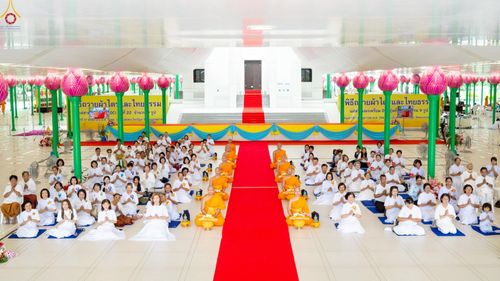 ภาพ No.227749:วันเสาร์ที่ 31 พฤษภาคม พ.ศ.2568 พิธีถวายผ้าไตรแด่สามเณรผู้เข้ารับการอุปสมบท , พิธีอุปสมบทสามเณรเตรียม DCI วัดพระธรรมกาย จ.ปทุมธานี