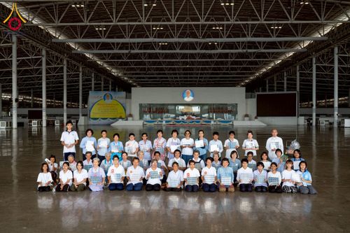 ภาพ No.217673:วันที่ 2-14 เมษายน พ.ศ. 2568 เจ้าหน้าที่เตรียมงานวันคุ้มครองโลก ชุดที่ 1 วัดพระธรรมกาย จ.ปทุมธานี