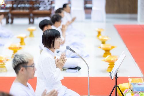 ภาพ No.249122:วันที่ 26-28 กันยายน พ.ศ. 2568 โครงการอบรม อุบาสกแก้ว อุบาสิกาแก้ว รุ่นที่ 3  ณ ศูนย์ปฏิบัติธรรมสมุทรปราการ ได้รับความเมตตาจากคณะสงฆ์ในพื้นที่  รวมถึงผู้บริหารสถานศึกษา ที่นำนักเรียนระดับมัธยมปลาย  มารับฟังข้อมูลเพื่อที่จะเป็นกำลังสำคัญ ในการเข้าร่วมขบวน