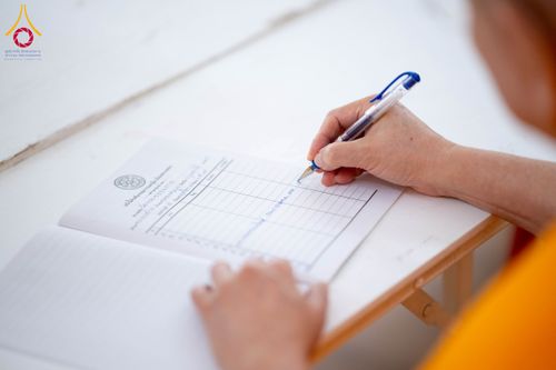 ภาพ No.267265:วันที่ 7 พฤศจิกายน พ.ศ. 2568 พิธีสอบธรรมสนามหลวง นักธรรมชั้นโท - เอก ณ สนามสอบวัดพระธรรมกาย