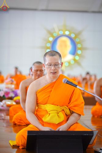 ภาพ No.165828:พิธีถวายภัตตาหารเมนูสวรรค์ วันที่ 26 ตุลาคม พ.ศ. 2567 ณ หอฉันคุณยายอาจารย์ฯ วัดพระธรรมกาย