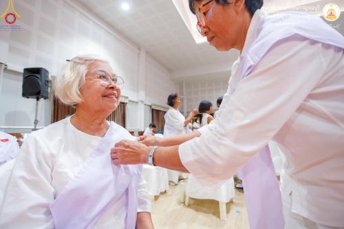 ภาพ No.157880:โครงการอบรมอุบาสก อุบาสิกาแก้ว  ตัวแทนทอดกฐิน 30,000 วัด ทั่วไทย บูชาธรรม 80 ปี หลวงพ่อธัมมชโย โซนตะวันตก 6 จังหวัด รุ่นที่ 3 ระหว่างวันที่ 20-22 กันยายน พ.ศ. 2567 ณ ศูนย์อบรมเยาวชนกาญจนบุรี