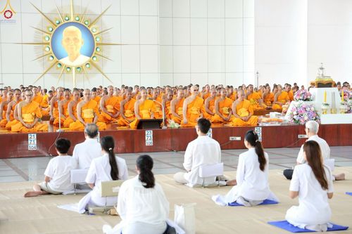 ภาพ No.231948:วันที่ 5 กรกฎาคม พ.ศ. 2568 พิธีถวายภัตตาหารเมนูสวรรค์ เพื่อการบรรลุธรรม ณ หอฉันคุณยายอาจารย์ฯ วัดพระธรรมกาย