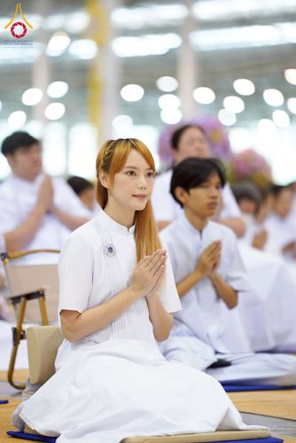 ภาพ No.258177:วันอาทิตย์ที่ 5 ตุลาคม พ.ศ. 2568 พิธีบูชาข้าวพระ ณ สภาธรรมกายสากล วัดพระธรรมกาย