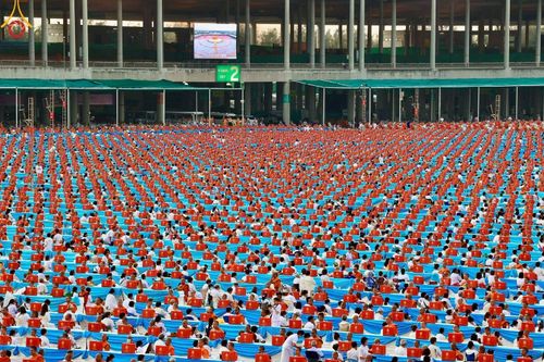 ภาพ No.219628:วันอังคารที่ 22 เมษายน พ.ศ. 2568 พิธีถวายมหาสังฆทานคณะสงฆ์ 40,000 กว่าวัดทั่วประเทศ เนื่องในวันคุ้มครองโลก ณ วัดพระธรรมกาย จ.ปทุมธานี