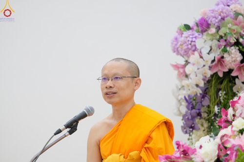 ภาพ No.157403:โครงการ อุบาสกแก้ว อุบาสิกาแก้ว รุ่นที่ 3 ตัวแทนทอดกฐินสามัคคีทั่วไทย 30,000 วัด บูชาธรรม 80 ปี หลวงพ่อธัมมชโย ระหว่างวันที่ 19-22 กันยายน พ.ศ. 2567 โซนกรุงเทพฯ-สมุทรปราการ ณ อาคาร 115 ปี คุณยายอาจารย์ฯ วัดพระธรรมกาย