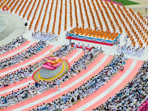 ภาพ No.118515:พิธีตักบาตรพระธรรมยาตรา ปีที่ 12 ณ อนุสรณ์สถานลำดับที่ 5 สถานที่เผยแผ่วิชชาธรรมกายครั้งแรก อนุสรณ์สถานบางปลา จ.นครปฐม วันที่ 25 มกราคม พ.ศ. 2567