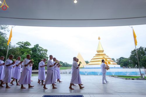 ภาพ No.156713:พิธีบรรพชาอุปสมบท ธรรมทายาท โครงการอุปสมบทหมู่บูชาธรรมครบรอบ 107 ปี วันครูผู้ค้นพบวิชชาธรรมกาย ณ โบสถ์พระไตรปิฏก วัดพระธรรมกาย วันเสาร์ที่ 14 กันยายน พ.ศ. 2567