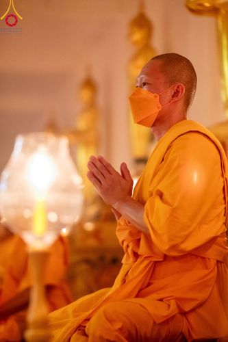 ภาพ No.112062:พิธีจุดประทีปถวายเป็นพุทธบูชา และบูชาธรรมมหาปูชนียาจารย์ พระมงคลเทพมุนี(สด จนฺทสโร) ในโครงการธรรมยาตรา กตัญญูบูชา มหาปูชนียาจารย์ พระมงคลเทพมุนี(สด จนฺทสโร) พระผู้ปราบมาร อนุสรณ์สถาน 7 แห่ง ปีที่ 12 วันที่ 14 มกราคม พ.ศ. 2567 ณ วัดสองพี่น้อง อ.สองพี่น้อง