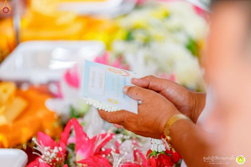 ภาพ No.236540:วันพุธที่ 30 กรกฏาคม  พ.ศ. 2568 พิธีถวายมหาสังฆทาน 81 วัด 81 ปี หลวงพ่อธัมชโย ครั้งที่ 2  ณ ศูนย์ปฏิบัติธรรมสวนผึ้ง ต.ท่าเคย อ.สวนผึ้ง จ.ราชบุรี