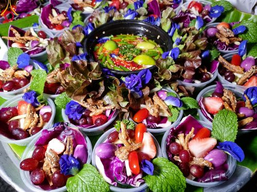 ภาพ No.113677:พิธีถวายภัตตาหารเป็นสังฆทาน แด่คณะพระธรรมยาตรา ปีที่ 12 วันที่ 17 มกราคม พ.ศ. 2567 ณ วัดโบสถ์(บน) บางคูเวียง จ.นนทบุรี