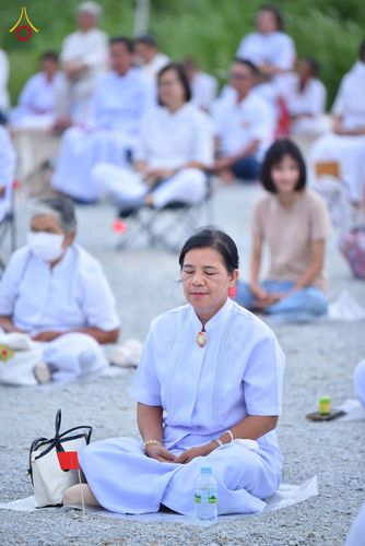 ภาพ No.346642:วันอาทิตย์ที่ 30 สิงหาคม พ.ศ.2569 พิธีทอดผ้าป่า สวดธรรมจักรกัปปวัตนสูตรกลั่นแผ่นดินโปรยรัตนชาติ  สถาปนาองค์พระเจดีย์เพื่อสร้างสันติภาพโลก  ณ ศูนย์ปฏิบัติธรรมพนมสารคาม (เพชรตะวัน) จังหวัดฉะเชิงเทรา