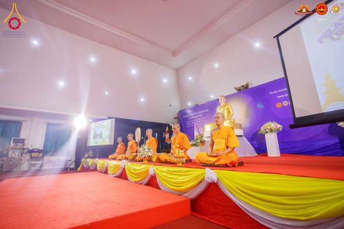 ภาพ No.282119:วันที่ 22 ธันวาคม พ.ศ.2568 พิธีปิดโครงการอบรมอุบาสิการุ่นที่ 1 อินโดนีเซีย