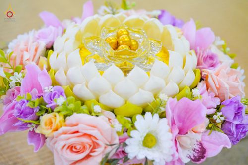 ภาพ No.81577:พิธีหล่อพระประธานเพื่อประดิษฐาน ณ ห้องแก้วสารพัดนึก 2 เนื่องในวันวิสาขบูชา วันเสาร์ที่ 3 มิถุนายน 2566 ณ วัดพระธรรมกาย จ.ปทุมธานี