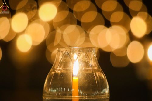 ภาพ No.69394:พิธีจุดประทีปถวายเป็นพุทธบูชา และบูชาธรรมมหาปูชนียาจารย์ ในโครงการธรรมยาตรากตัญญูบูชา มหาปูชนียาจารย์ พระมงคลเทพมุนี(สด จนฺทสโร) พระผู้ปราบมาร ปีที่ 11 ณ อนุสรณ์สถานมหาวิหารพระมงคลเทพมุนี อ.สองพี่น้อง จ.สุพรรณบุรี