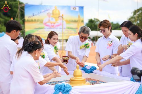 ภาพ No.336978:วันเสาร์ที่ 27 มิถุนายน 2569 พิธีทอดผ้าป่า พิธีตอกเสาเข็มมงคล องค์พระเจดีย์เพื่อสันติภาพโลก ณ ธุดงคสถานลุ่มน้ำฝาง อำเภอฝาง จังหวัดเชียงใหม่