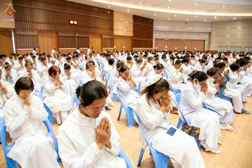 ภาพ No.344397:วันที่ 21-23 สิงหาคม พ.ศ. 2569 สัมมนารวมใจผู้นำบุญ บูชาธรรม 82 ปี หลวงพ่อธัมมชโย รุ่นที่ 1 กฐินสามัคคีทั่วไทย 30,000 วัด โครงการอุปสมบทบูชาธรรมมหาปูชนียาจารย์ 3,000 รูป  ณ ศูนย์ปฏิบัติธรรมเวิล์ดพีช วัลเล่ย์ จ.นครราชสีมา
