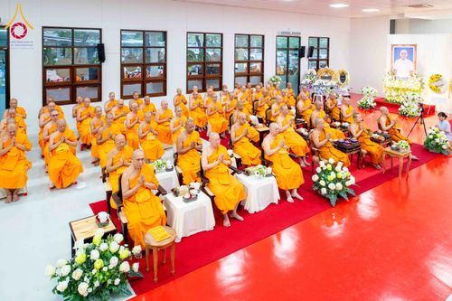 ภาพ No.314675:วันเสาร์ที่ 21 มีนาคม พ.ศ. 2569 พิธีบำเพ็ญกุศล คุณพ่อณรงค์ จินตมากุล  สิริอายุ 99 ปี 11 เดือน โยมบิดา พระครูปลัดรัตนวีรวัฒน์ (รังสฤษดิ์ อิทฺธิจินตโก) ที่ปรึกษาเจ้าคณะจังหวัดปทุมธานี เจ้าอาวาสวัดพระธรรมกาย  ณ ห้องปลูกศรัทธา 2 วัดพระธรรมกาย ปทุมธานี