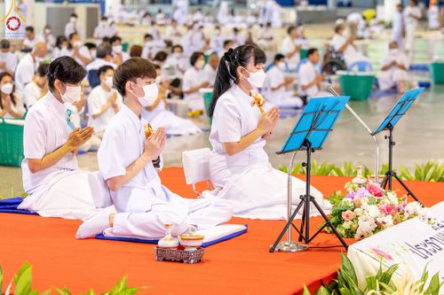 ภาพ No.78807:พิธีตักบาตร ข้าวสารอาหารแห้ง พิธีบูชาข้าวพระ ในวันอาทิตย์ต้นเดือนที่ 2 เมษายน พ.ศ. 2566