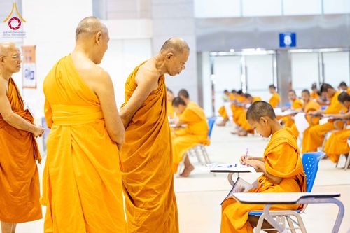 ภาพ No.310230:วันที่ 13-14 กุมภาพันธ์ พ.ศ. 2569 การสอบบาลีสนามหลวง ประจำปี 2569 ประโยค 1-2,  ป.ธ.3/ ประโยค บ.ศ.1-2, บ.ศ.3  ณ สนามสอบประจำจังหวัดปทุมธานี แห่งที่ 2   วัดพระธรรมกาย อ.คลองหลวง จ.ปทุมธานี