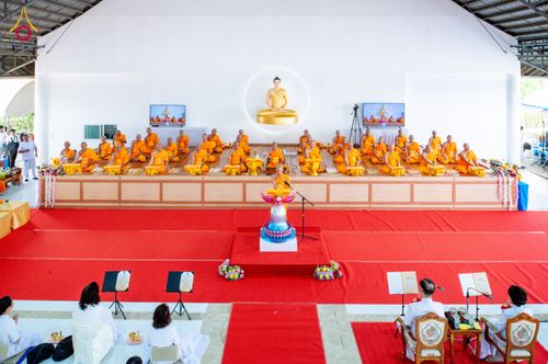 ภาพ No.327142:วันศุกร์ที่ 1 พฤษภาคม พ.ศ.2569 พิธีทอดผ้าป่า โปรยรัตนชาติ ตอกเสาเข็มมงคลต้นแรก สถาปนา “องค์พระเจดีย์เพื่อสร้างสันติภาพโลก” (แห่งแรกของภาคอีสาน) ณ ธุดงคสถานอำนาจเจริญ  อ.เมือง จ.อำนาจเจริญ